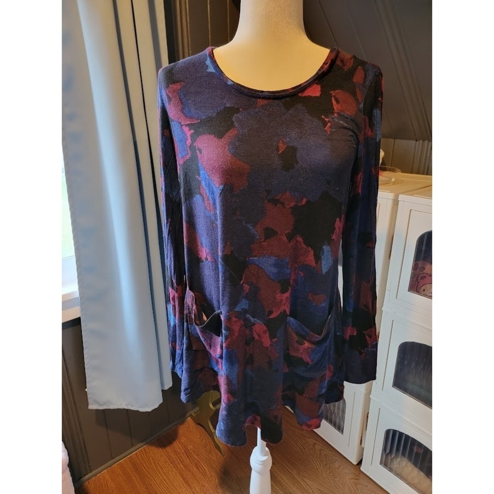 Women's Tunic with Ruffle Edge - LOGO Size Small